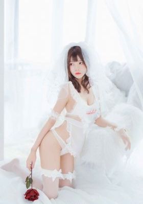 年轻漂亮的子2_BD英语在线观看视频