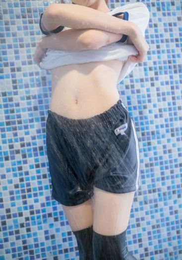 在线播放侵犯新任女学生_高清全集在线观看